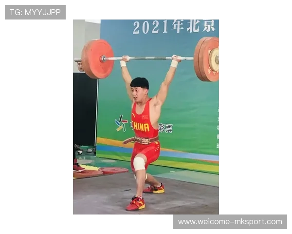 世界举重青少年线上课堂：教练云端传授训练方法，举重讲解